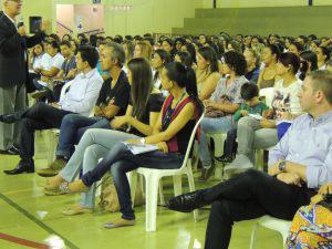 Cursos da Saúde promovem Semana de Atualização Profissional no UNIARAXÁ