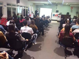 Curso de Direito do UNIARAXÁ investe na capacitação de professores e alunos
